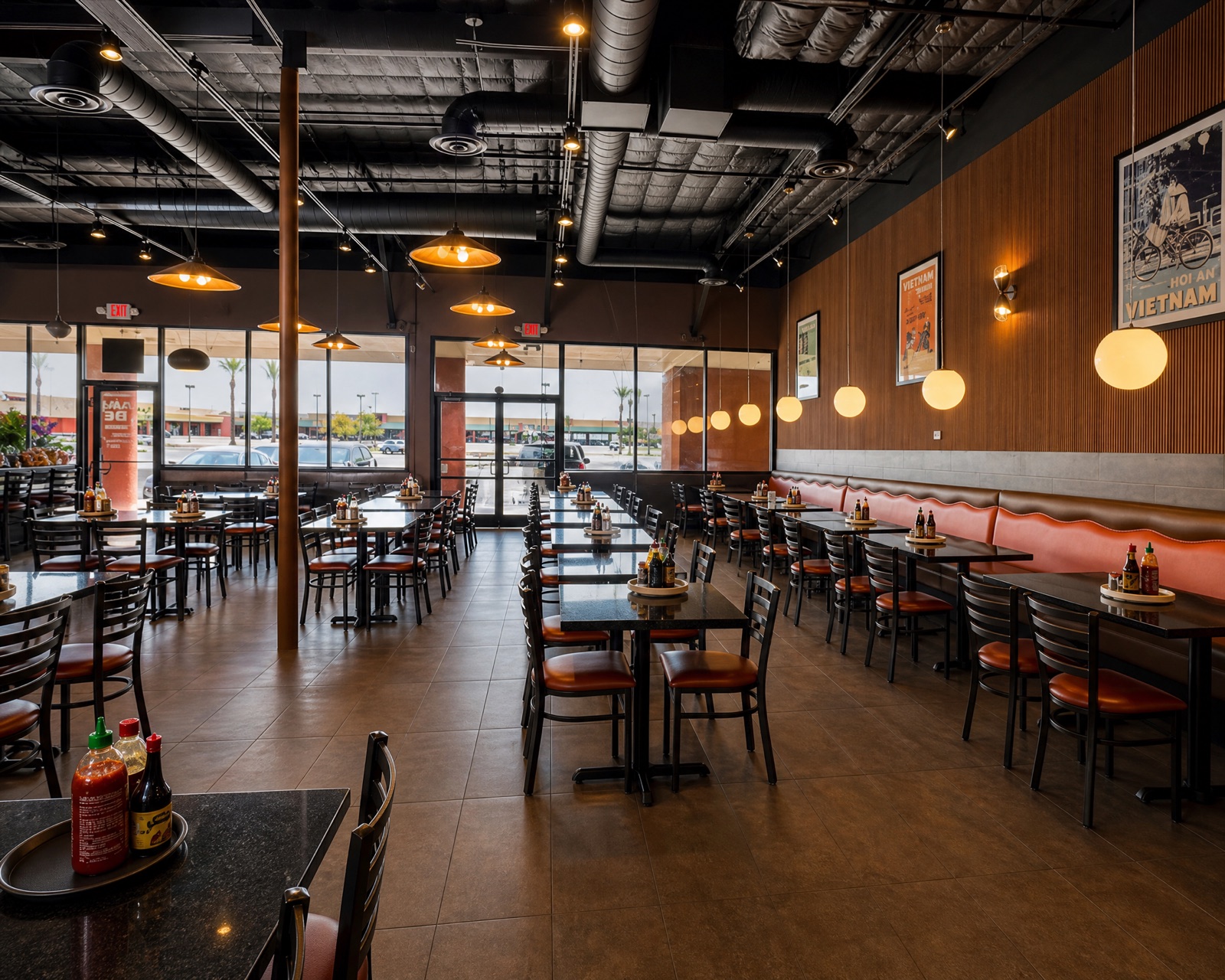Saigon Jade Vietnamese restaurant interior built by J&R Lam Construction